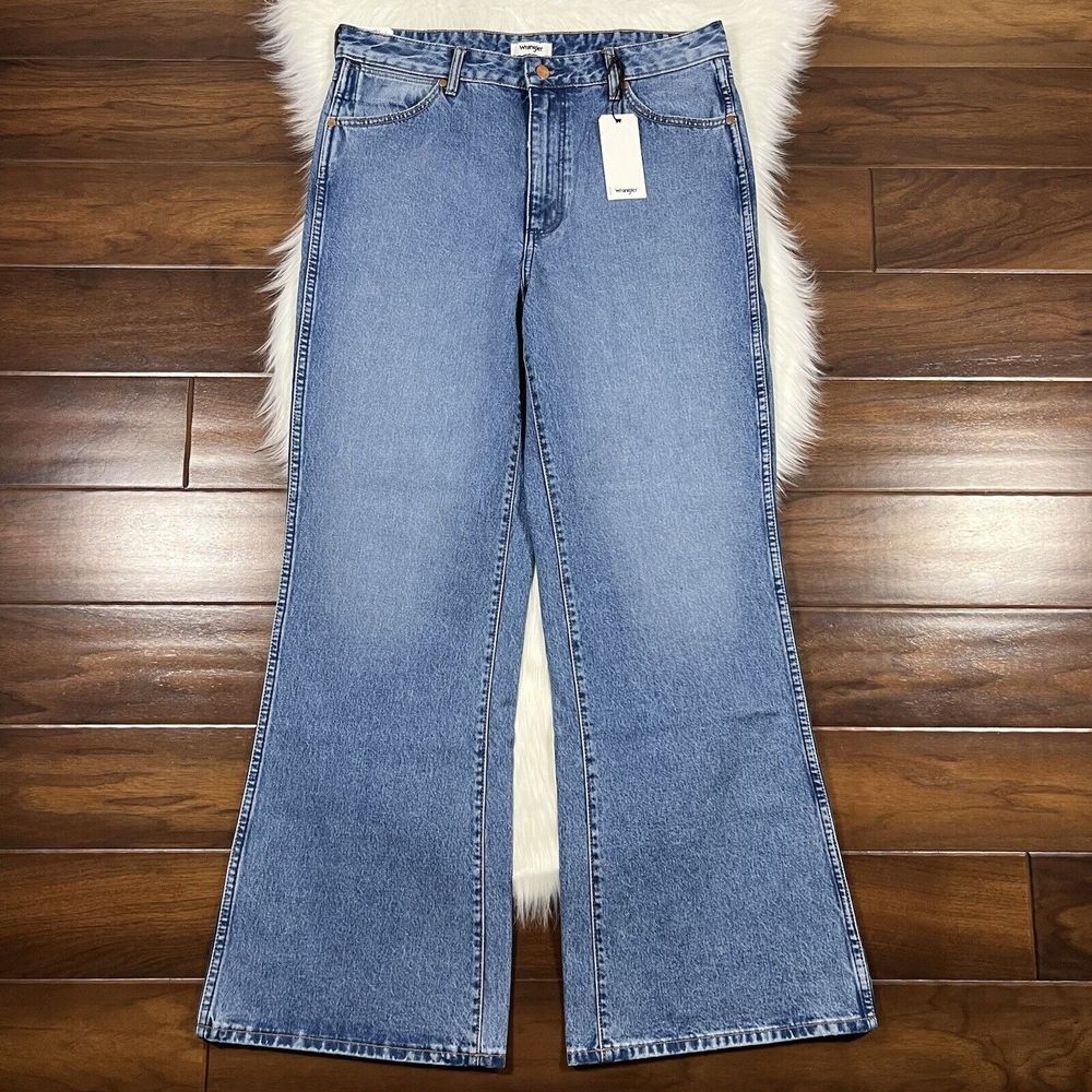 Wrangler Women's Bonnie Flare Jeans
